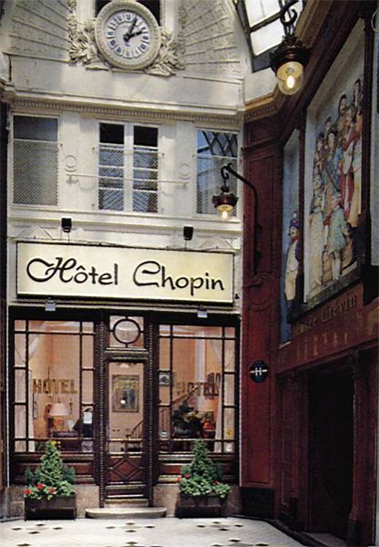 Paris Low Cost