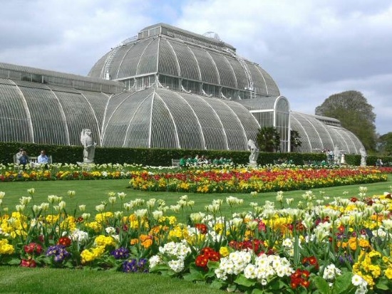 Os jardins reais de Kew Gardens ficam a poucos minutos do est�dio